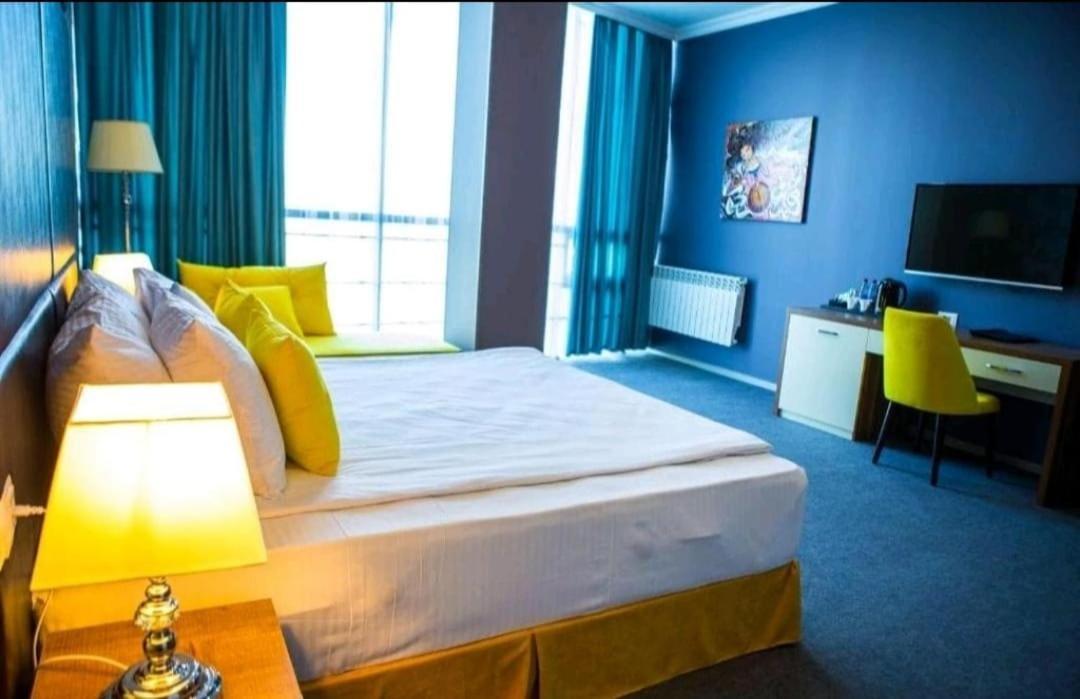 Hotel Square Inn Baku Eksteriør bilde