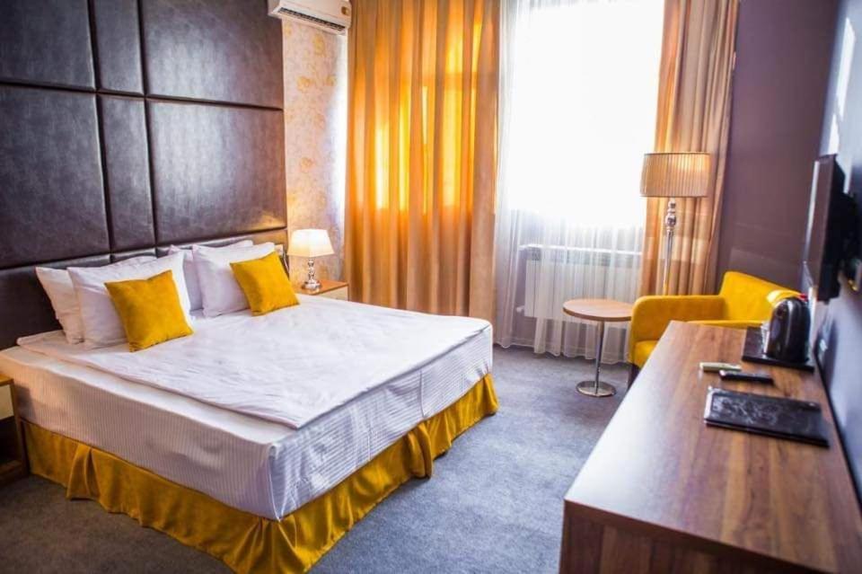 Hotel Square Inn Baku Eksteriør bilde