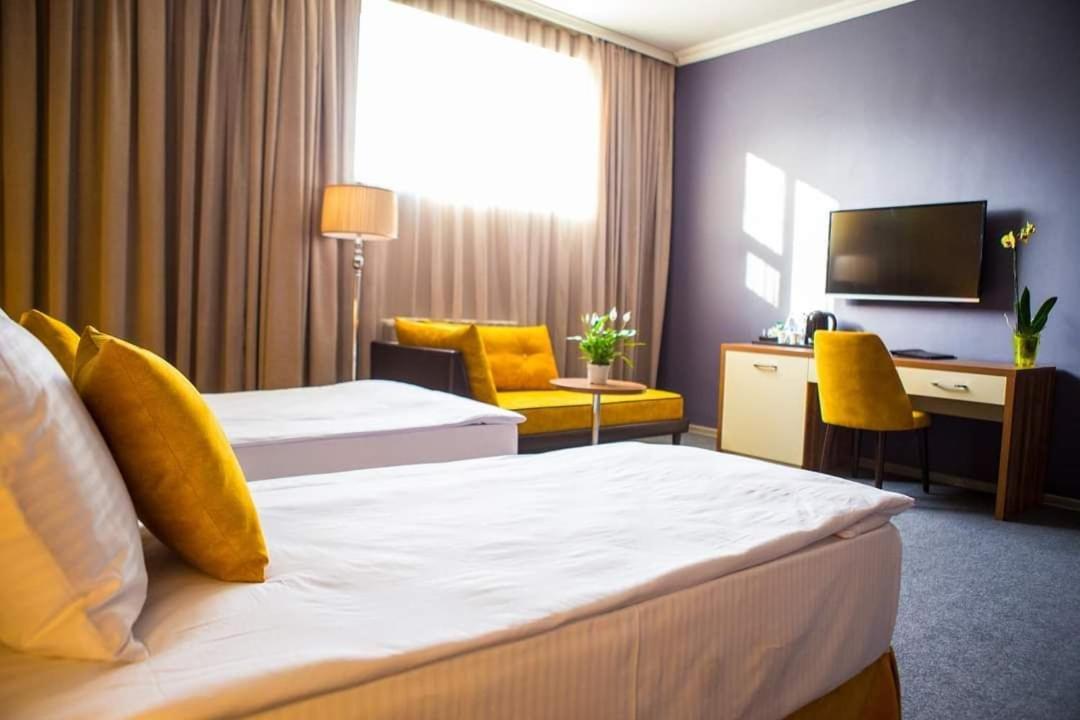 Hotel Square Inn Baku Eksteriør bilde
