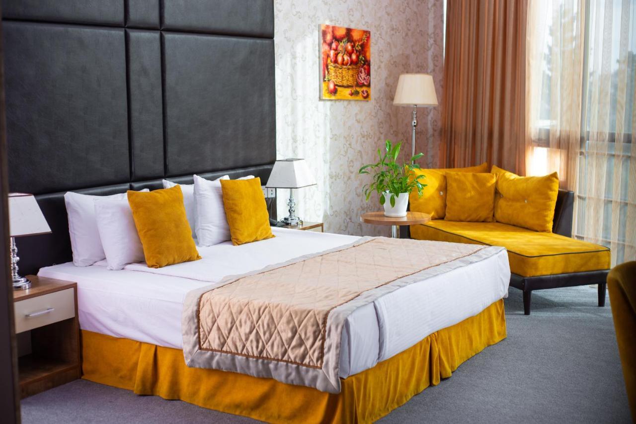 Hotel Square Inn Baku Eksteriør bilde